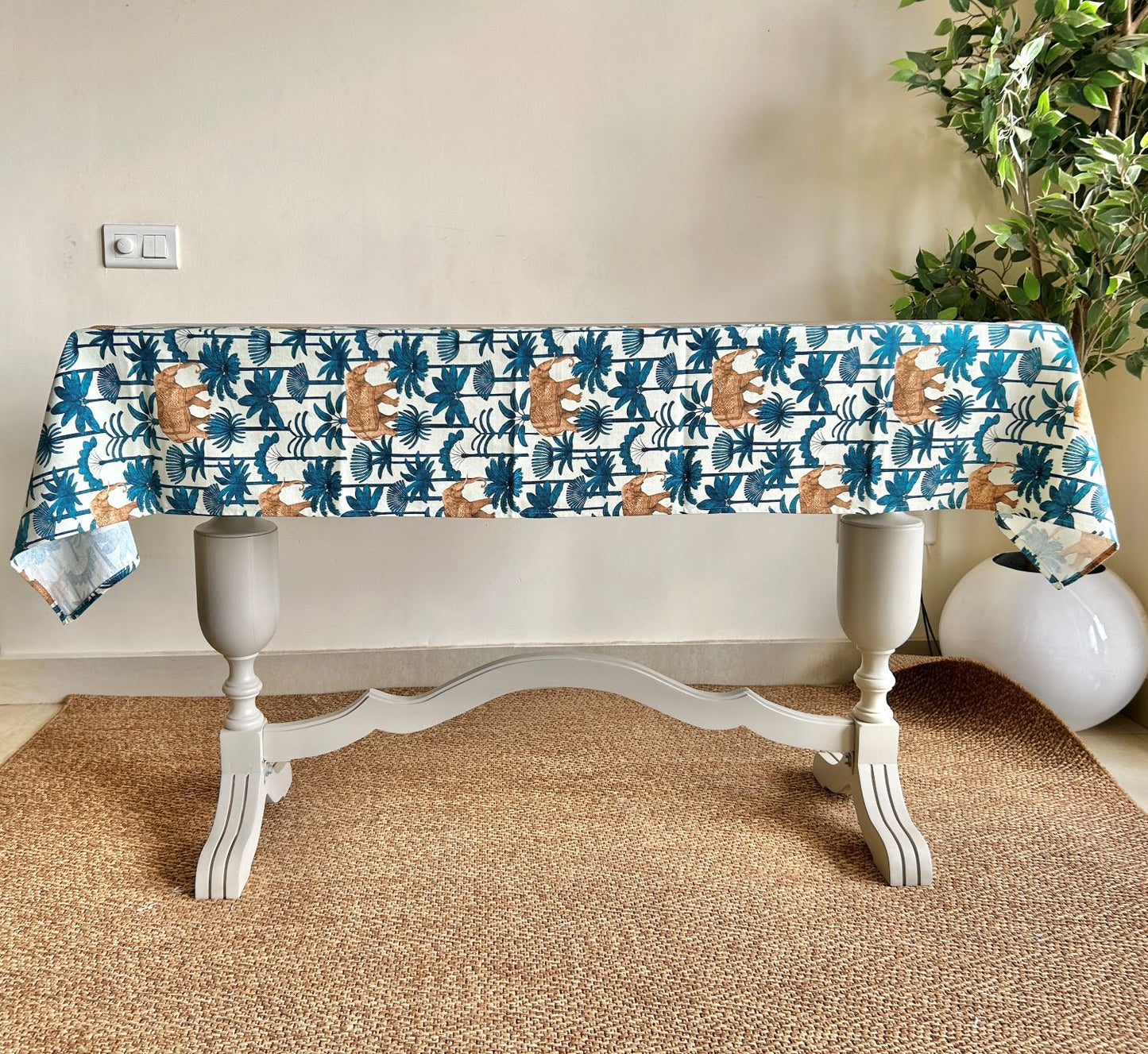 Midas Table Cloth - 4, 6, 8 Seater