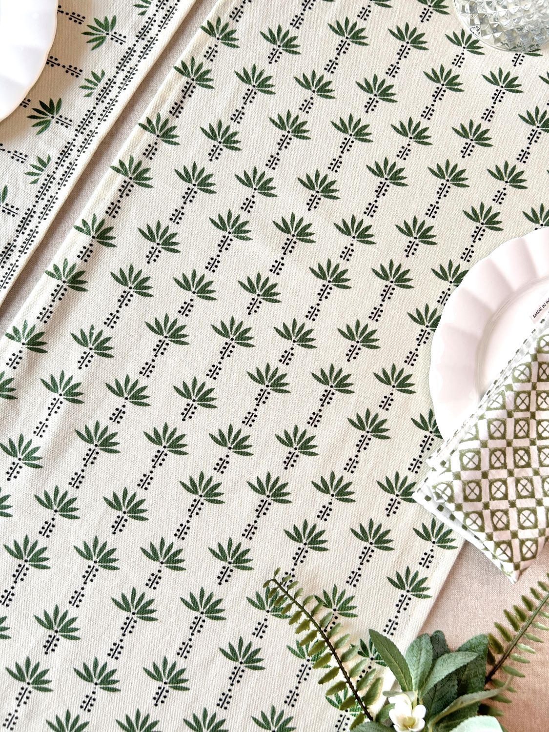 Palm Trees Table Cloth - 4, 6, 8 Seater