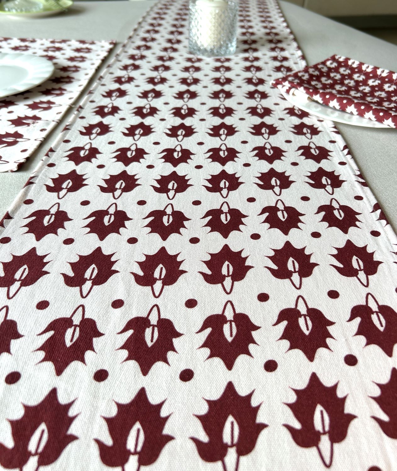 Rustic Motif Table Runner 14x72 Inches