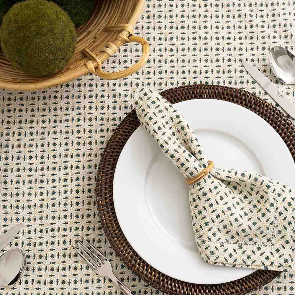 Azura Table Cloth - 4, 6, 8 Seater